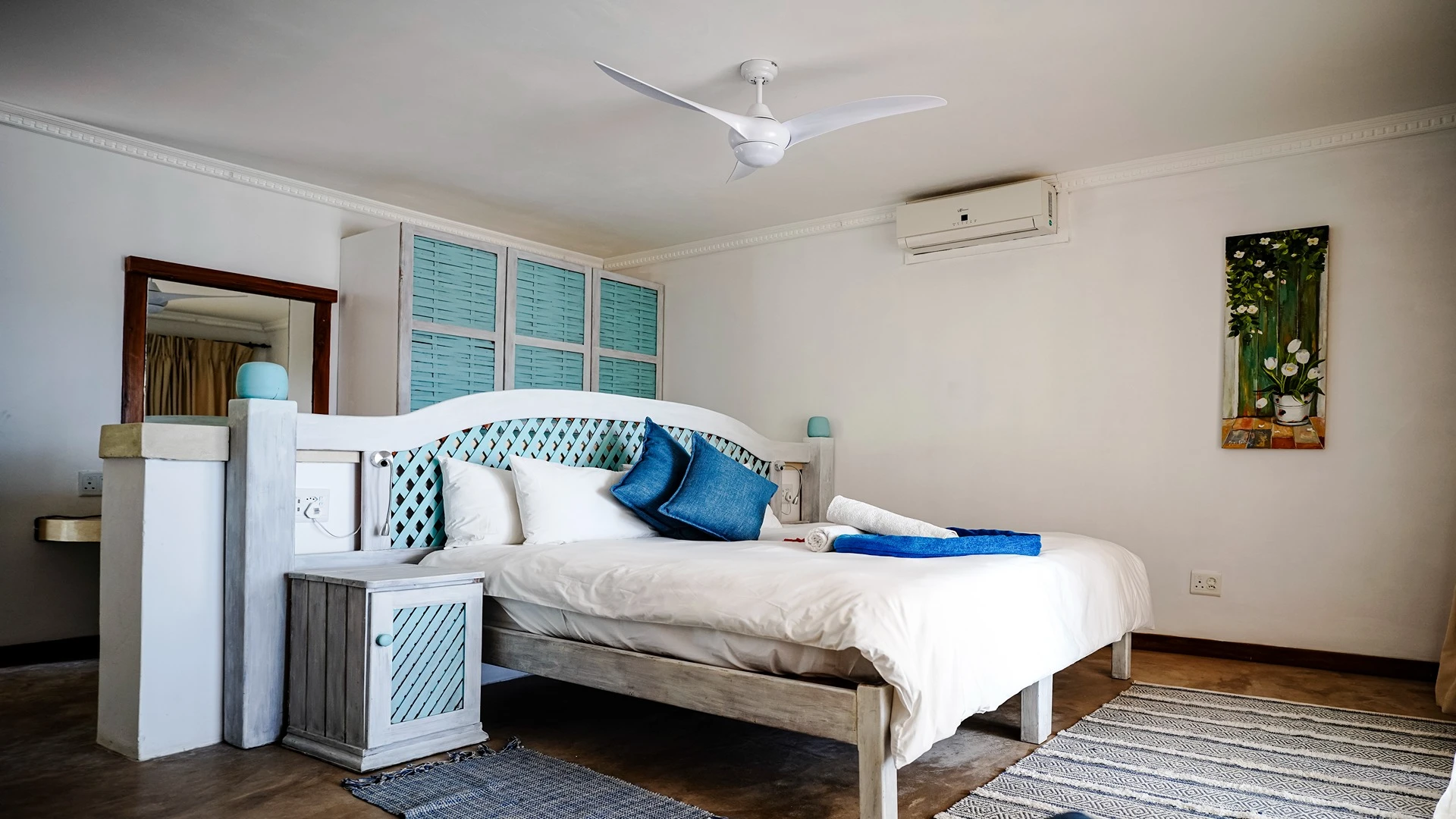 Beachfront Deluxe Suite
