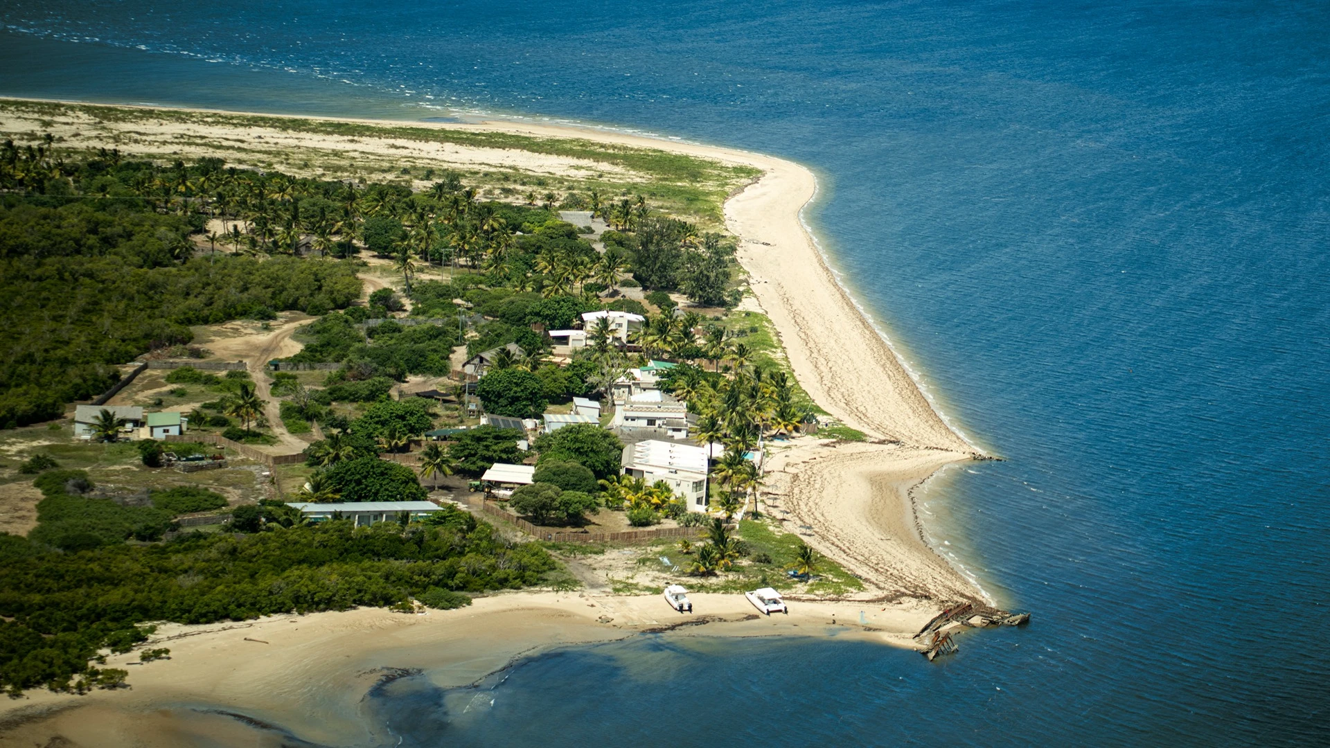 Castelo Beach Resort